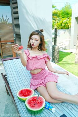 漂亮女教师在床